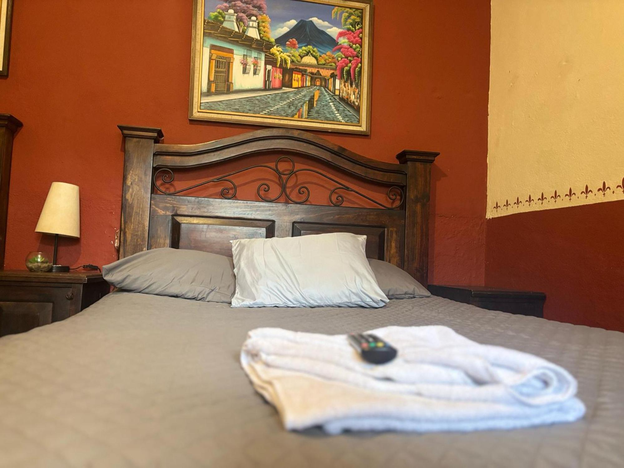 Cristales De Antigua La Calzada Hotel Luaran gambar